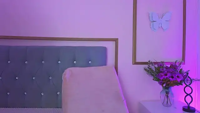 mailin18 online show from April 27, 11:03 pm