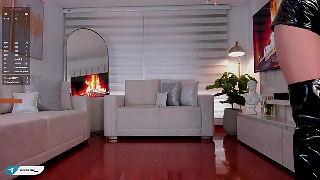 Snapshot of missmegann chatting on March 16, 12:00 pm missmegann online show from March 16, 12:00 pm