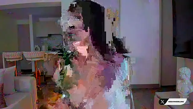 Snapshot of missmegann chatting on October 23, 1:10 pm missmegann online show from October 23, 1:10 pm