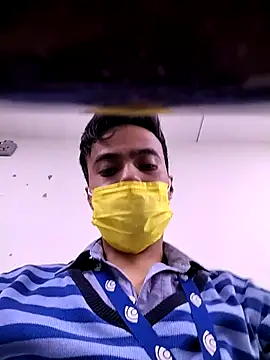 Snapshot of Luiz_097 chatting on September 24, 10:57 pm Luiz 097 online show from September 24, 10:57 pm