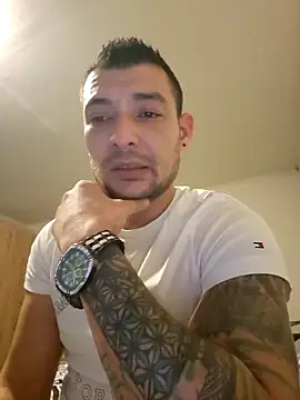 Zoltanioan26 online show from December 17, 3:07 pm