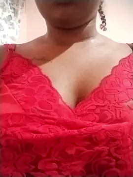 Snapshot of Aunt_9999 chatting on December 8, 10:36 pm Aunt 9999 online show from December 8, 10:36 pm