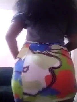 Snapshot of Aunt_9999 chatting on January 17, 10:45 pm Aunt 9999 online show from January 17, 10:45 pm