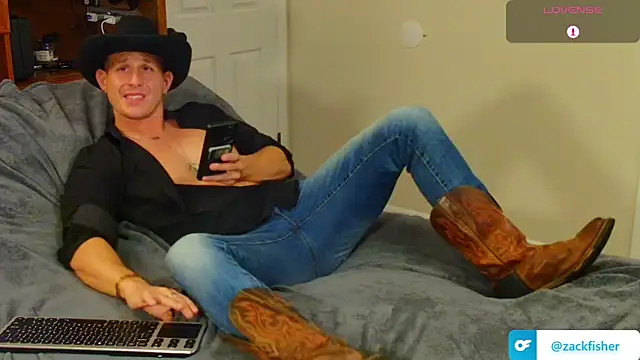 Snapshot of zack_Fisher chatting on September 10, 2:00 am zack Fisher online show from September 10, 2:00 am