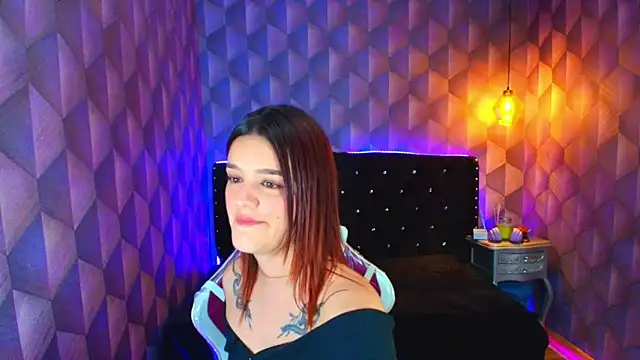 LiaHarryis online show from December 19, 6:37 pm