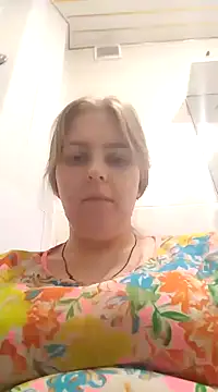 Snapshot of Lady_nice_cat chatting on February 19, 7:39 am Lady nice cat online show from February 19, 7:39 am