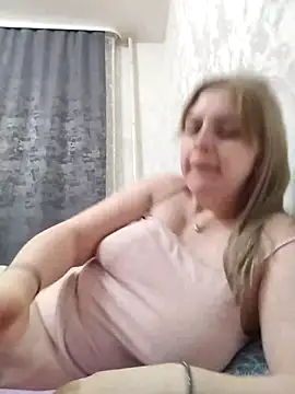 Snapshot of Lady_nice_cat chatting on March 9, 3:05 pm Lady nice cat online show from March 9, 3:05 pm