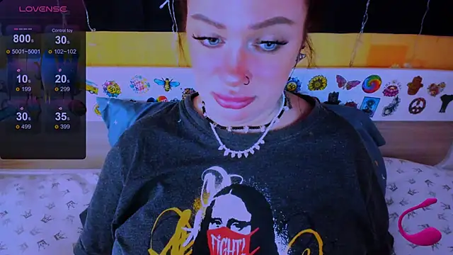 Snapshot of EllieOz chatting on February 28, 11:47 am EllieOz online show from February 28, 11:47 am