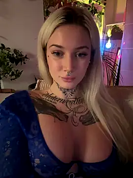 Stella-Kink online show from December 5, 6:00 pm