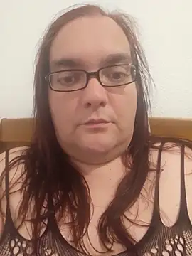 pleasureseekerss online show from April 7, 4:29 pm