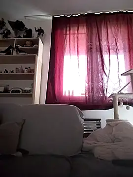 LauraBaby online show from October 19, 12:17 pm