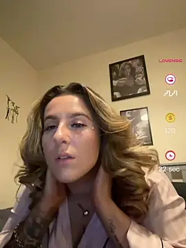 Miss emilee online show from May 8, 8:36 pm