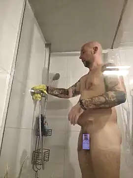 gustlgail online show from March 23, 3:49 pm