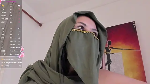 Snapshot of Amina_hafsa chatting on January 20, 4:10 am Amina hafsa online show from January 20, 4:10 am