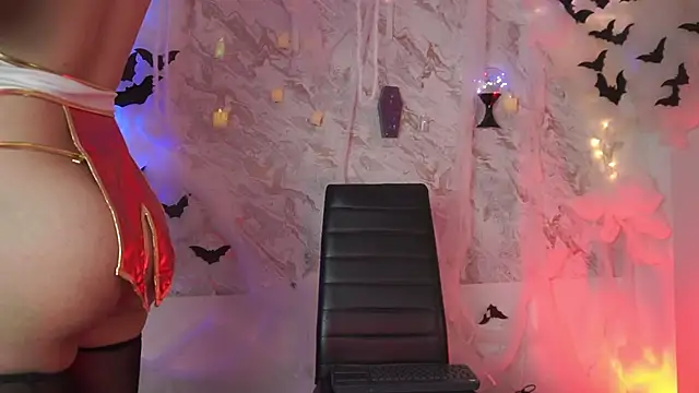 roselinedior online show from October 11, 11:36 pm