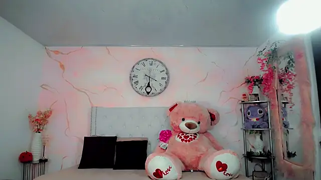 maria camilacms online show from February 10, 6:01 pm