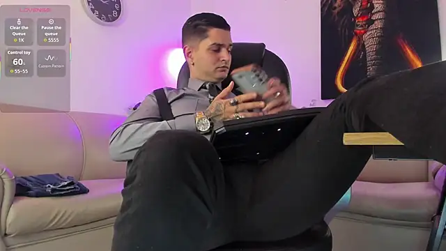 Nicolas Fellener online show from February 6, 3:55 am