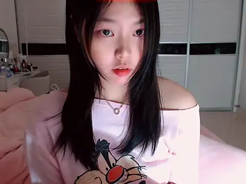 -Lucky Girl online show from January 8, 11:54 am