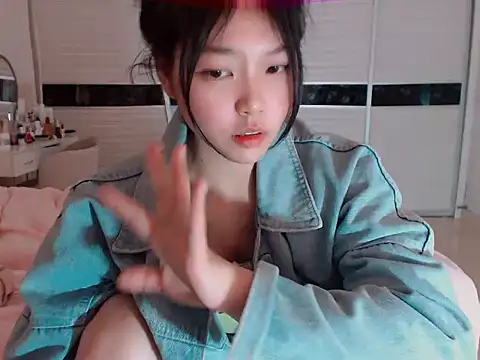 -Lucky Girl online show from January 9, 5:02 am