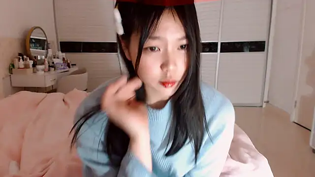 -Lucky Girl online show from January 10, 2:23 pm