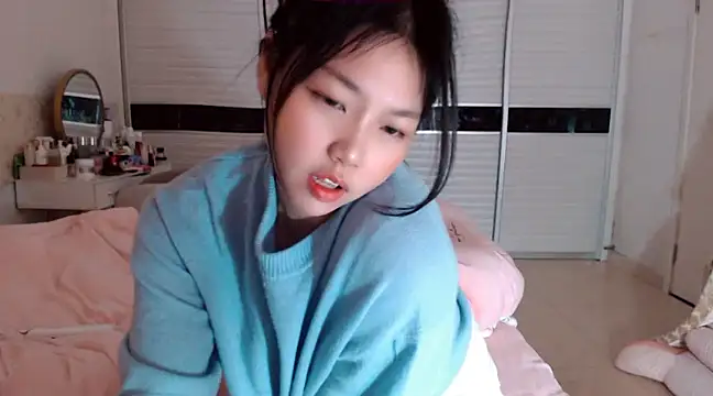 -Lucky Girl online show from January 12, 2:14 am