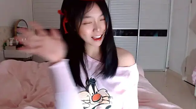 -Lucky Girl online show from January 13, 11:19 am