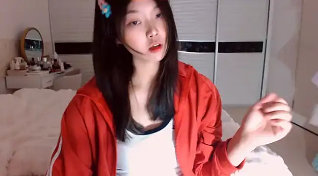 -Lucky Girl online show from February 9, 11:36 am