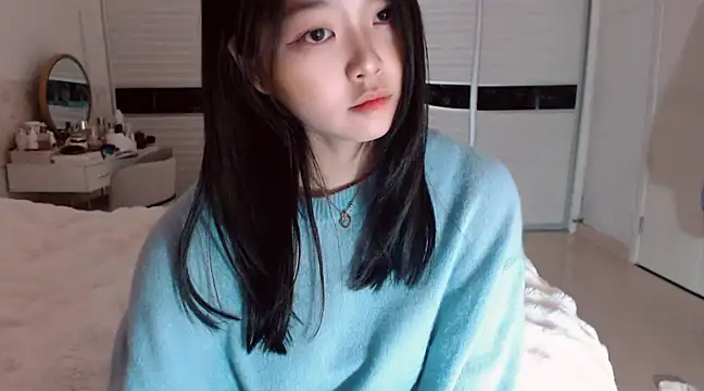 -Lucky Girl online show from February 15, 1:10 am