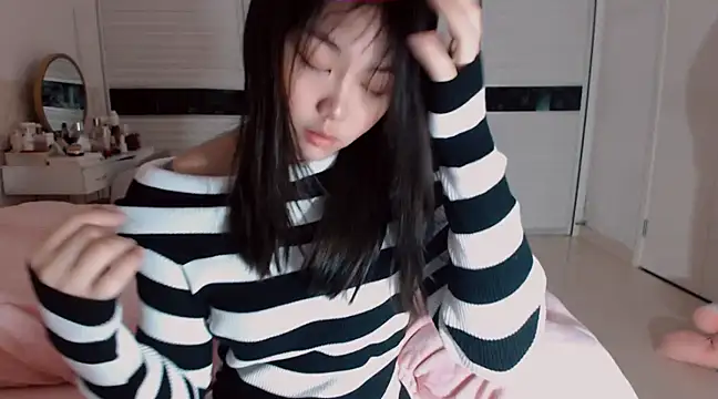 -Lucky Girl online show from February 19, 11:14 pm