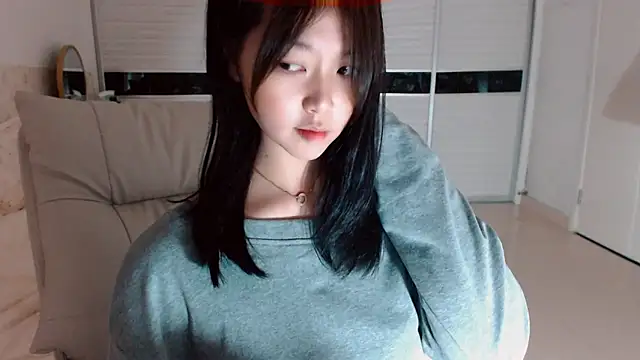 -Lucky Girl online show from September 12, 2:17 pm