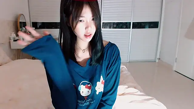 -Lucky Girl online show from September 14, 2:44 am