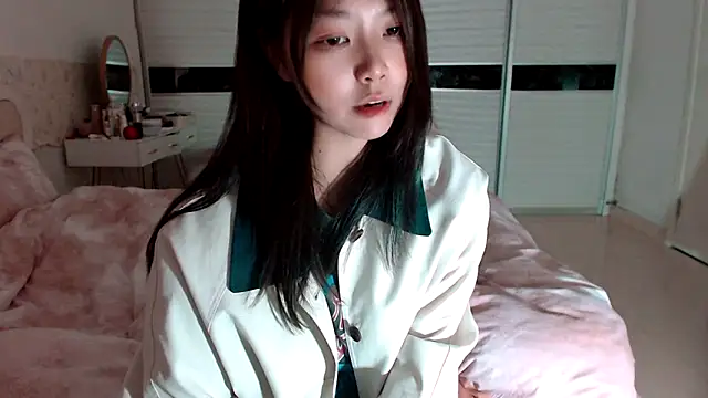 -Lucky Girl online show from April 5, 2:42 am