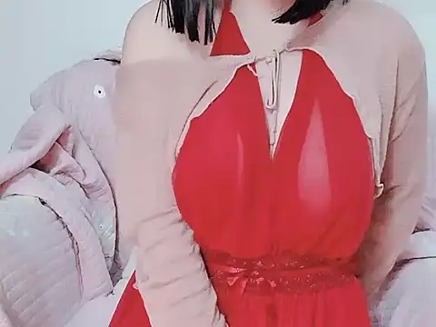Snapshot of Bella_Babi chatting on January 5, 3:43 am Bella Babi online show from January 5, 3:43 am