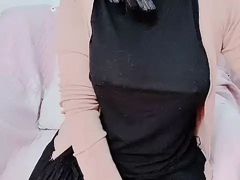 Snapshot of Bella_Babi chatting on January 9, 9:16 am Bella Babi online show from January 9, 9:16 am