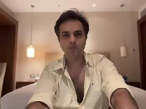 Snapshot of immog727 chatting on February 13, 6:15 pm immog727 online show from February 13, 6:15 pm