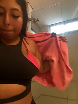 emmyjhonson07 online show from March 21, 10:39 pm