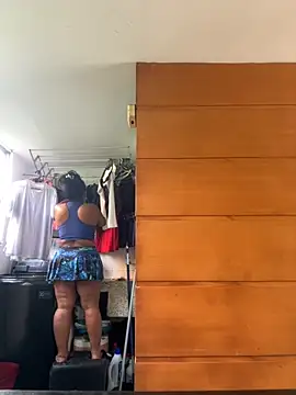 emmyjhonson07 online show from September 29, 2:00 pm