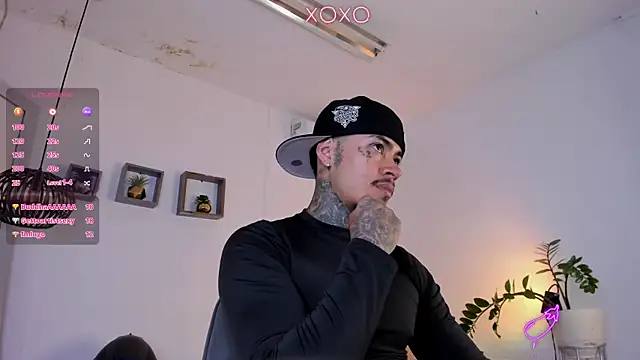 JordanSmiith  online show from January 31, 10:42 pm