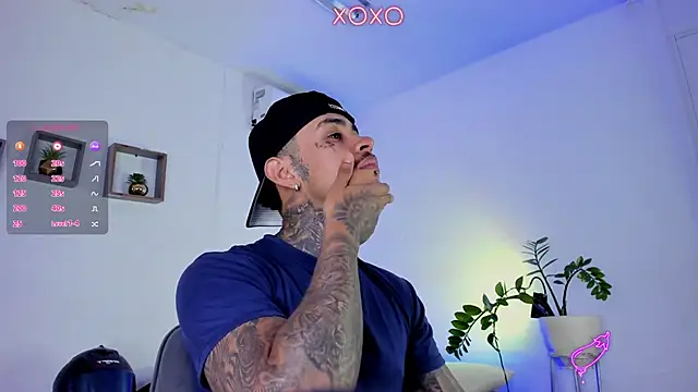 JordanSmiith  online show from February 4, 8:06 pm