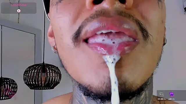 JordanSmiith  online show from February 13, 2:12 am