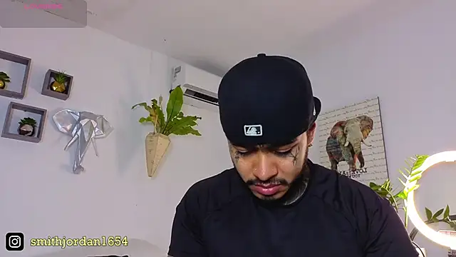 JordanSmiith  online show from September 23, 9:07 pm