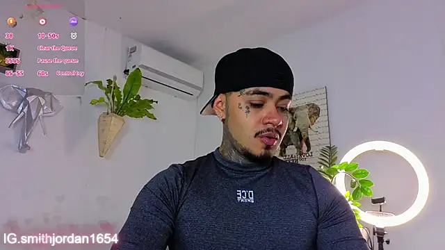 JordanSmiith  online show from December 1, 8:36 pm