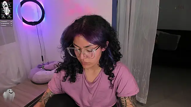 witchviolet online show from January 24, 12:52 am