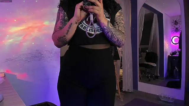 witchviolet online show from February 27, 11:37 pm