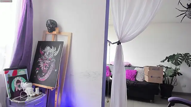 witchviolet online show from September 26, 7:40 pm