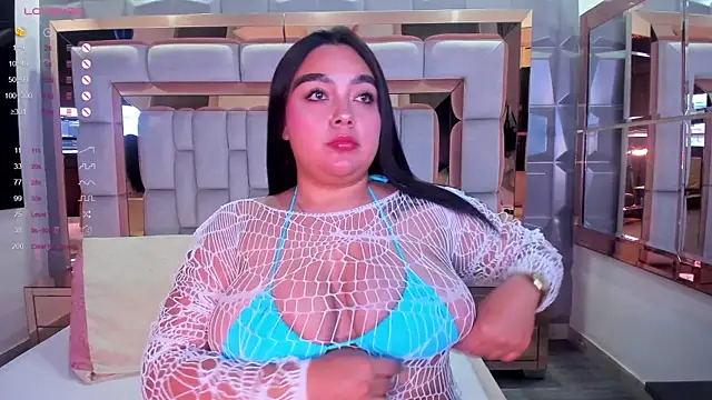 Snapshot of samantasm chatting on January 24, 4:27 am samantasm online show from January 24, 4:27 am