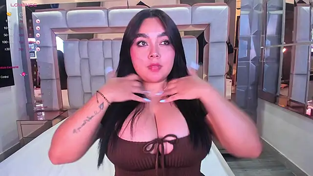 Snapshot of samantasm chatting on January 29, 3:54 am samantasm online show from January 29, 3:54 am