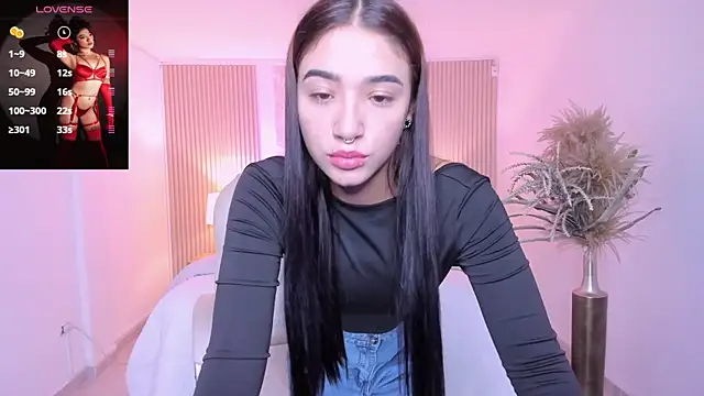 Antonella Grayy online show from November 3, 11:00 am