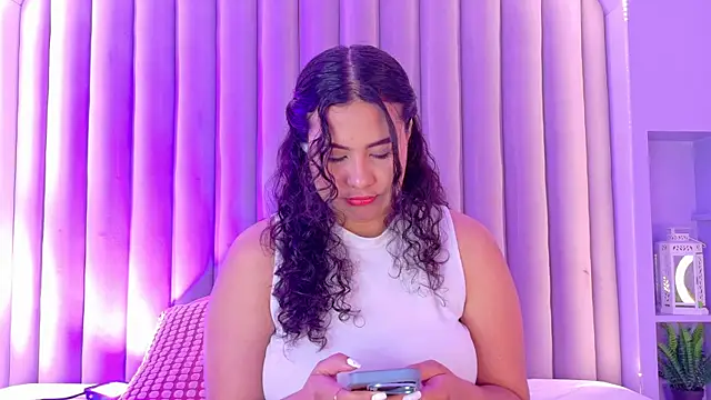 eva daemon online show from April 3, 11:19 am