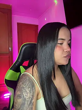 leila 22 online show from July 29, 2:59 pm